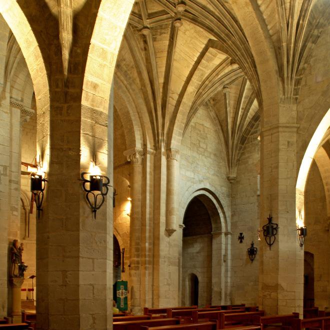 Logroño Iglesia de San Bartolomé interior detalle